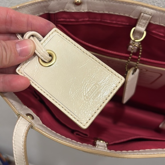 Coach Signature Legacy Stripe bag. - Picture 8 of 10